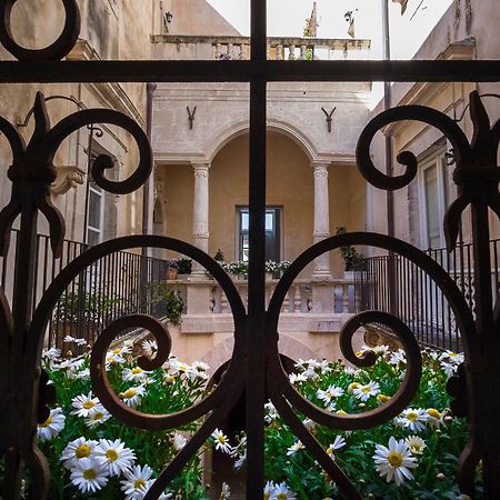 Loft La Casetta Ortigia Syracuse Exterior photo